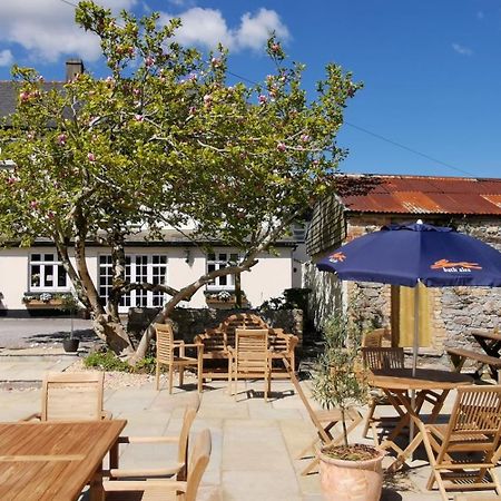 Furzeleigh Mill Inn Бакфастли Экстерьер фото